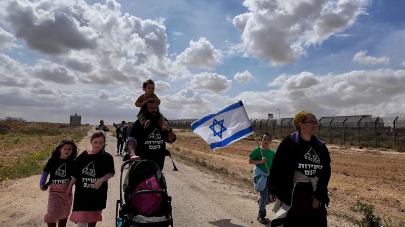 Israeli Activists' Bold Attempt to Deliver Aid to Gaza Amidst Tensions