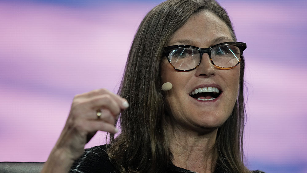 Market Volatility: Cathie Wood's Bold Move Amidst Dow Jones Plunge
