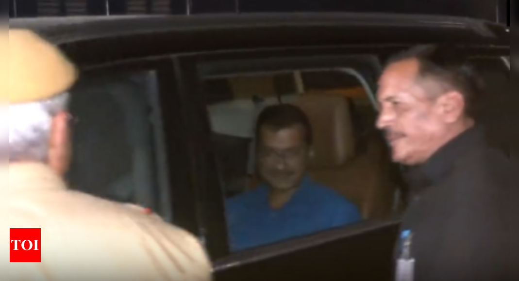 Featured image for Kejriwal grilled by CBI for hours in excise case, AAP leaders detained during protest