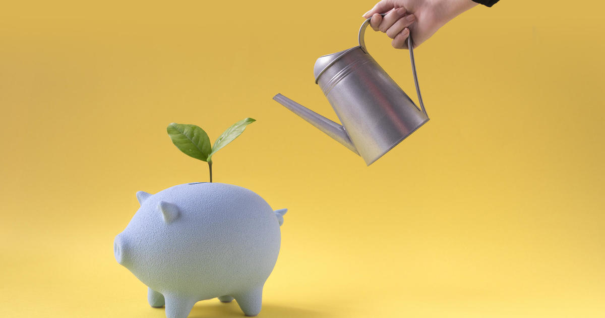 Featured image for "High-Yield CDs: Lock in Rates of 5.75% or More for 2024"