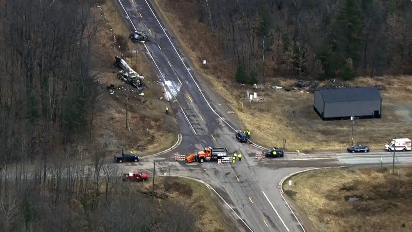 "Tragic Wisconsin Crash Claims 9 Lives, Including 7 Virginia Residents and Amish Community Members"