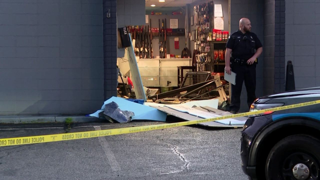 Featured image for 30 Handguns Stolen in Warwick Gun Store Smash-and-Grab