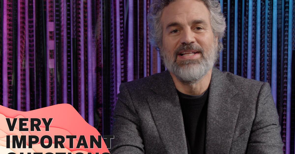 "Mark Ruffalo's Playful Return to Roots in 'Poor Things' Worries Fans"