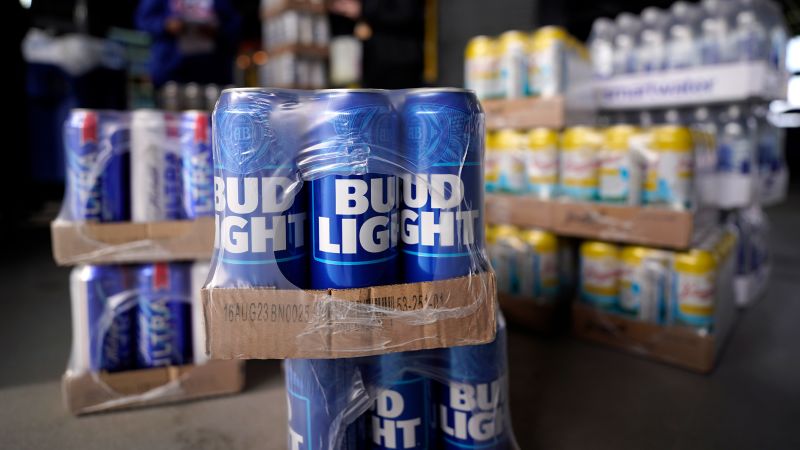 Featured image for Anheuser-Busch scrambles to save Bud Light sales amidst distributor payouts and customer backlash.