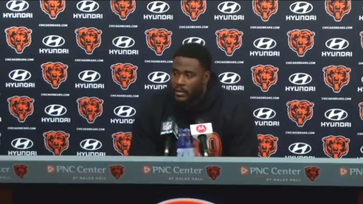 Bears DT Justin Jones Roasts Packers Fans and Aaron Rodgers in Press Conference.