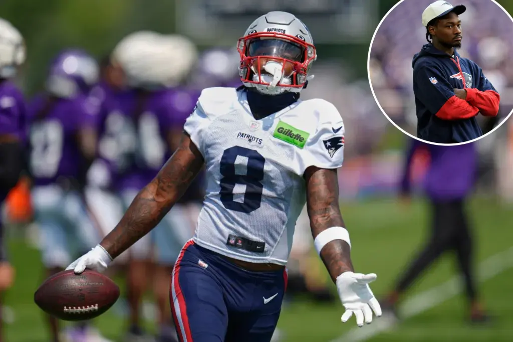 Stefon Diggs's Week 1 Status and Injury Update Ahead of Patriots-Raiders