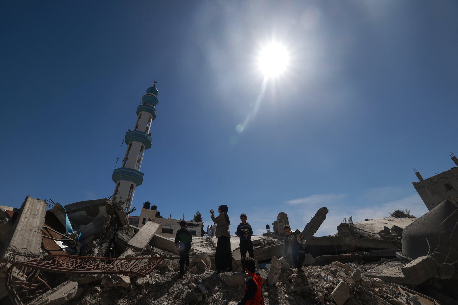 "Navigating the Path to Ceasefire: Challenges and Choices in Gaza"
