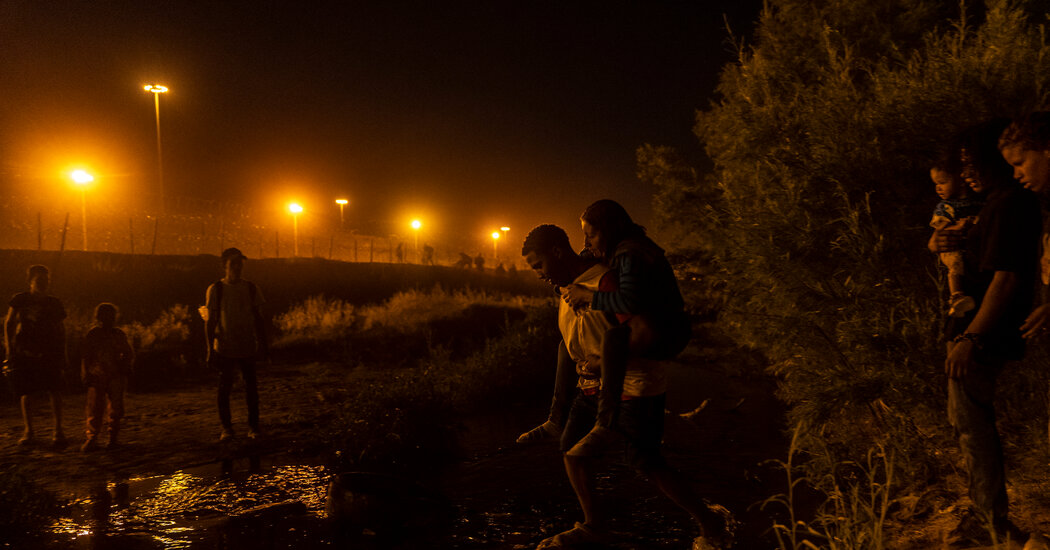 "US Border Crisis: Deportation Dilemma for Venezuelans Seeking Entry"