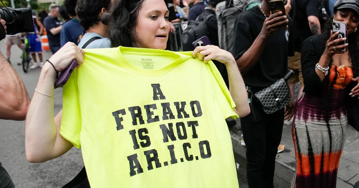 Featured image for Sean 'Diddy' Combs Verdict Sparks Controversy and Uncertainty