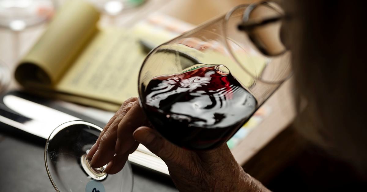 Featured image for "Rising Concern: Women's Increased Alcohol Consumption Worries Biden Administration"