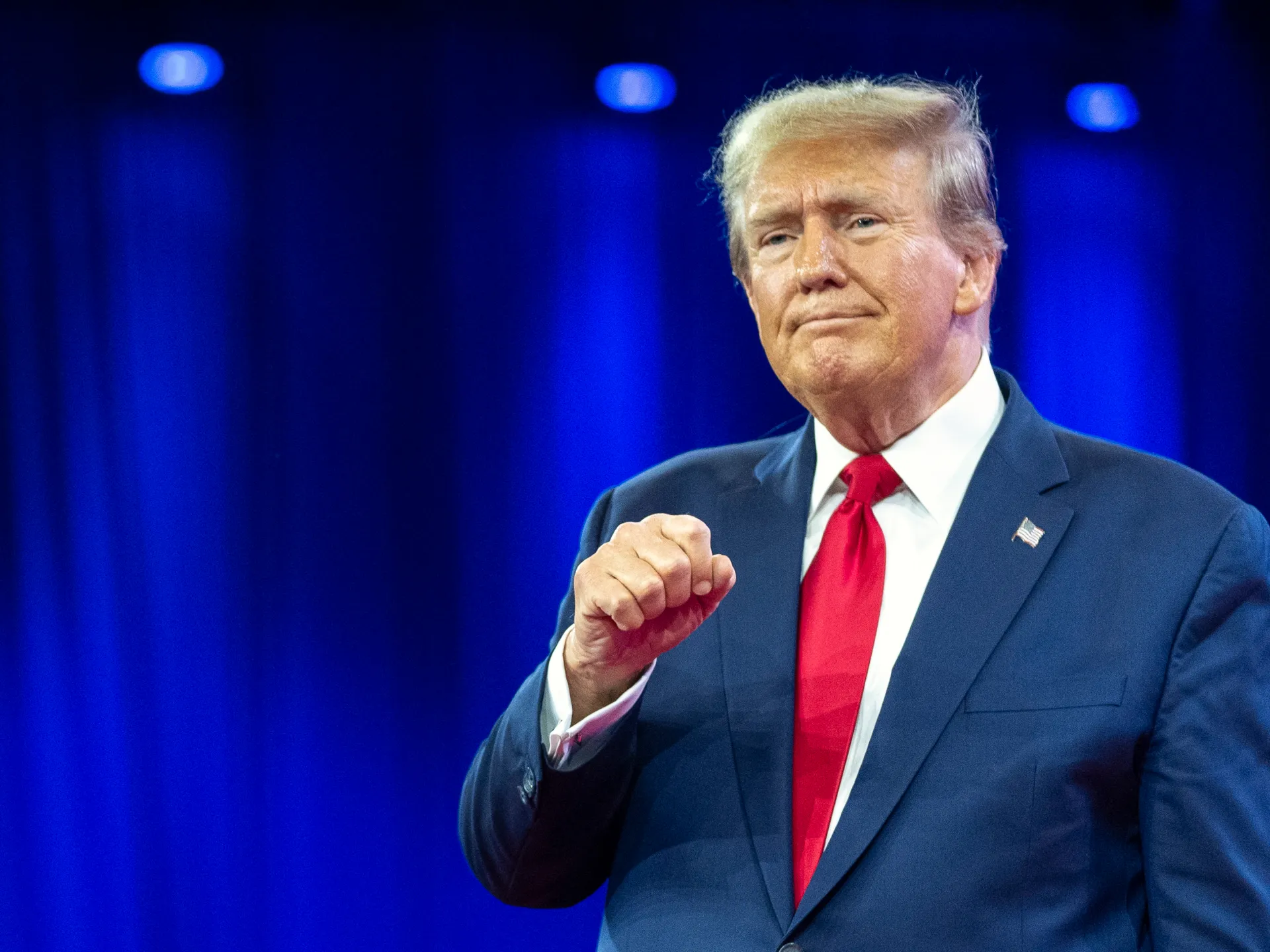 "Illinois Judge Disqualifies Trump from Primary Ballot Over Capitol Riot, Trump to Appeal Ruling"