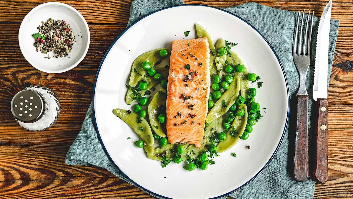 "Boost Your Brain Health with These Foods"