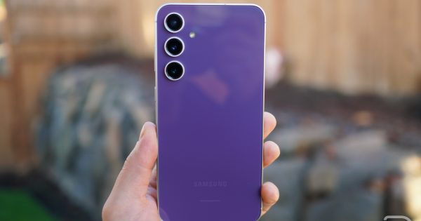 Featured image for "Unbelievable Samsung Black Friday Deals: Galaxy S23 FE at $399, S23 Ultra as low as $299, and More!"