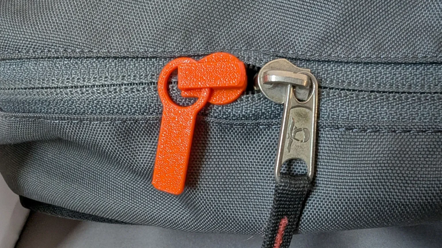 Two-Piece 3D-Printed Zipper Slider Lets You Fix Without Unsewing