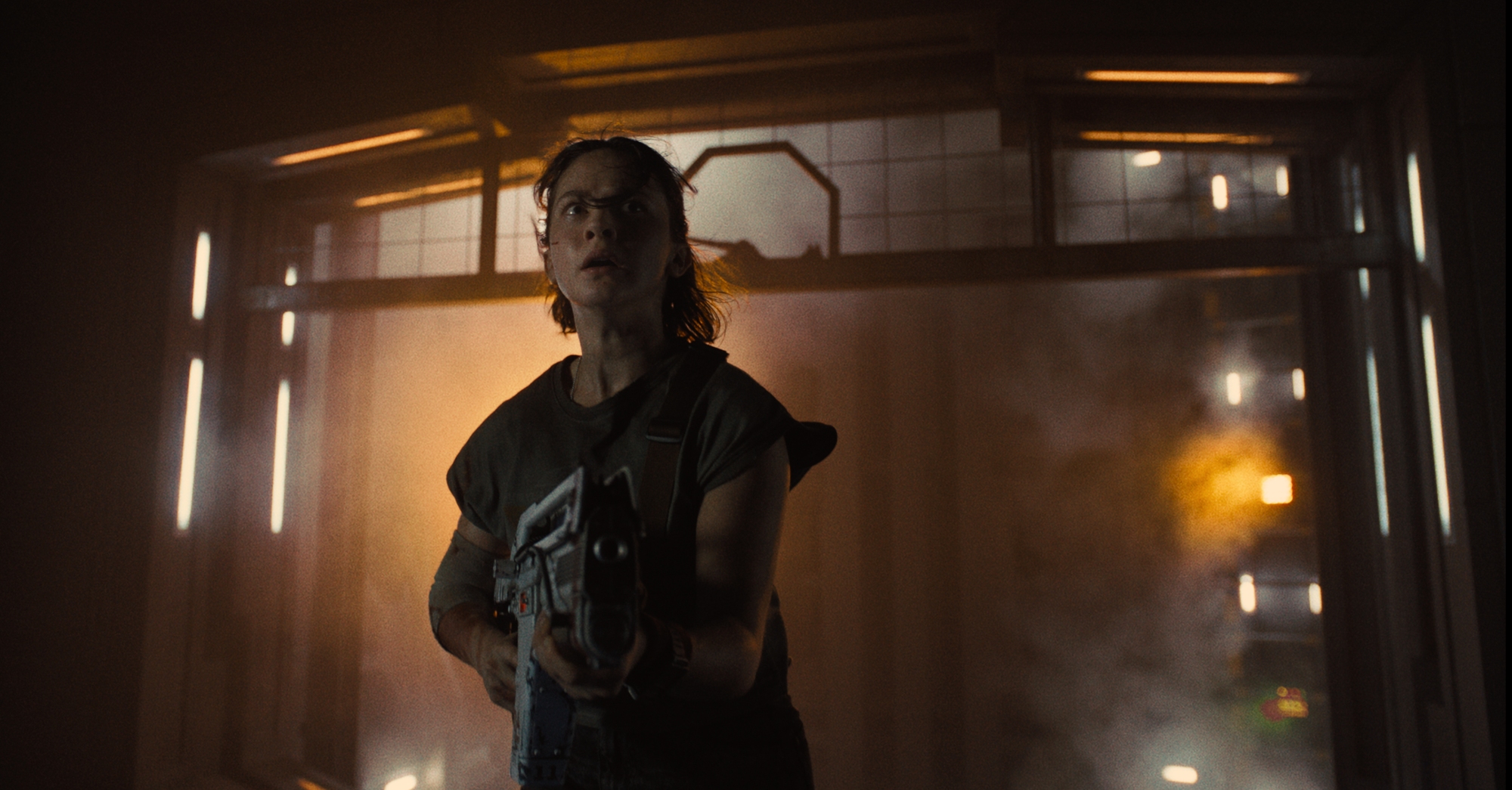 Featured image for "Director Fede Álvarez Unveils Intriguing Teaser for Alien: Romulus"
