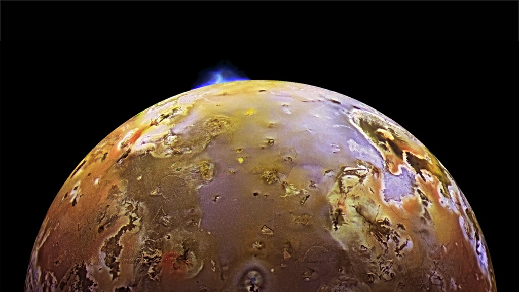 Featured image for Earth Telescope Captures Stunning Images of Volcanic Moon Io