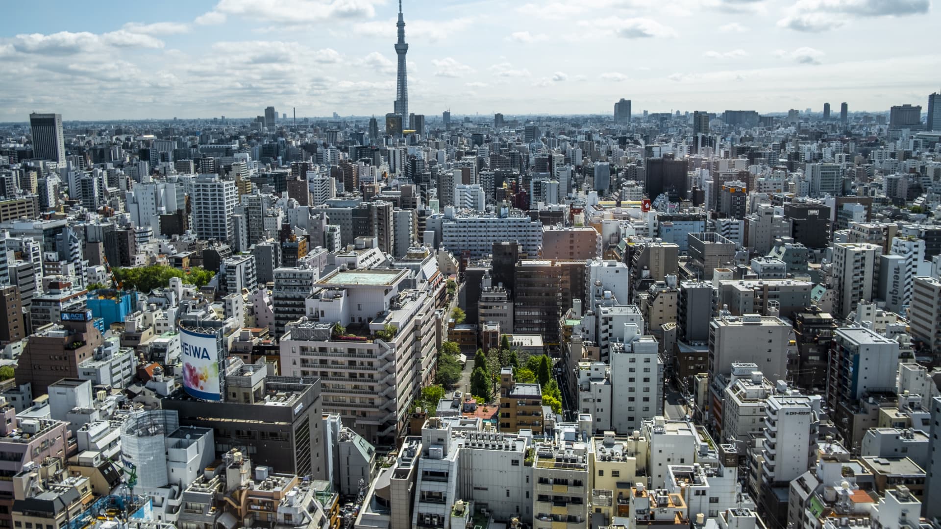 Featured image for Asia-Pacific Markets Mixed Amid U.S. Shutdown Developments and Rate Uncertainty