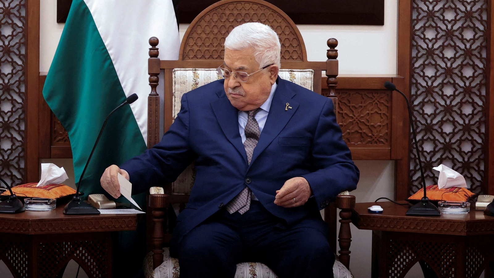 Featured image for "Abbas Seeks Unity Government and Gaza Ceasefire in Qatar Talks"