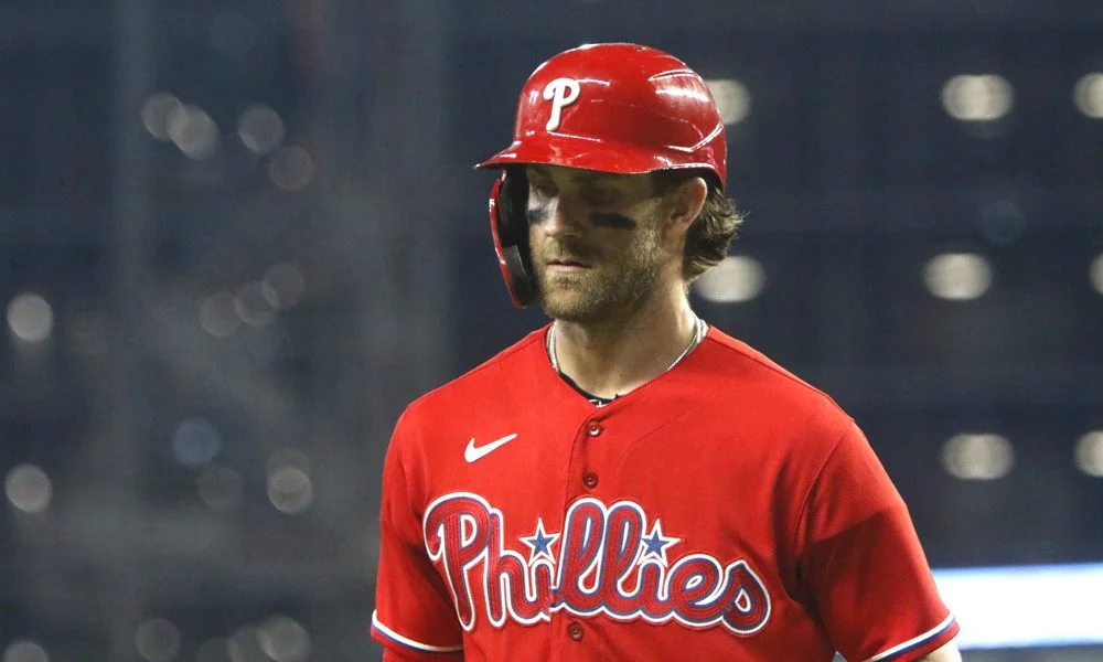 Phillies' Walker and Harper propel team to sweep of Cubs