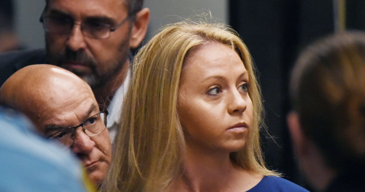 Featured image for Botham Jean's Family Wins $98M Civil Suit Against Amber Guyger