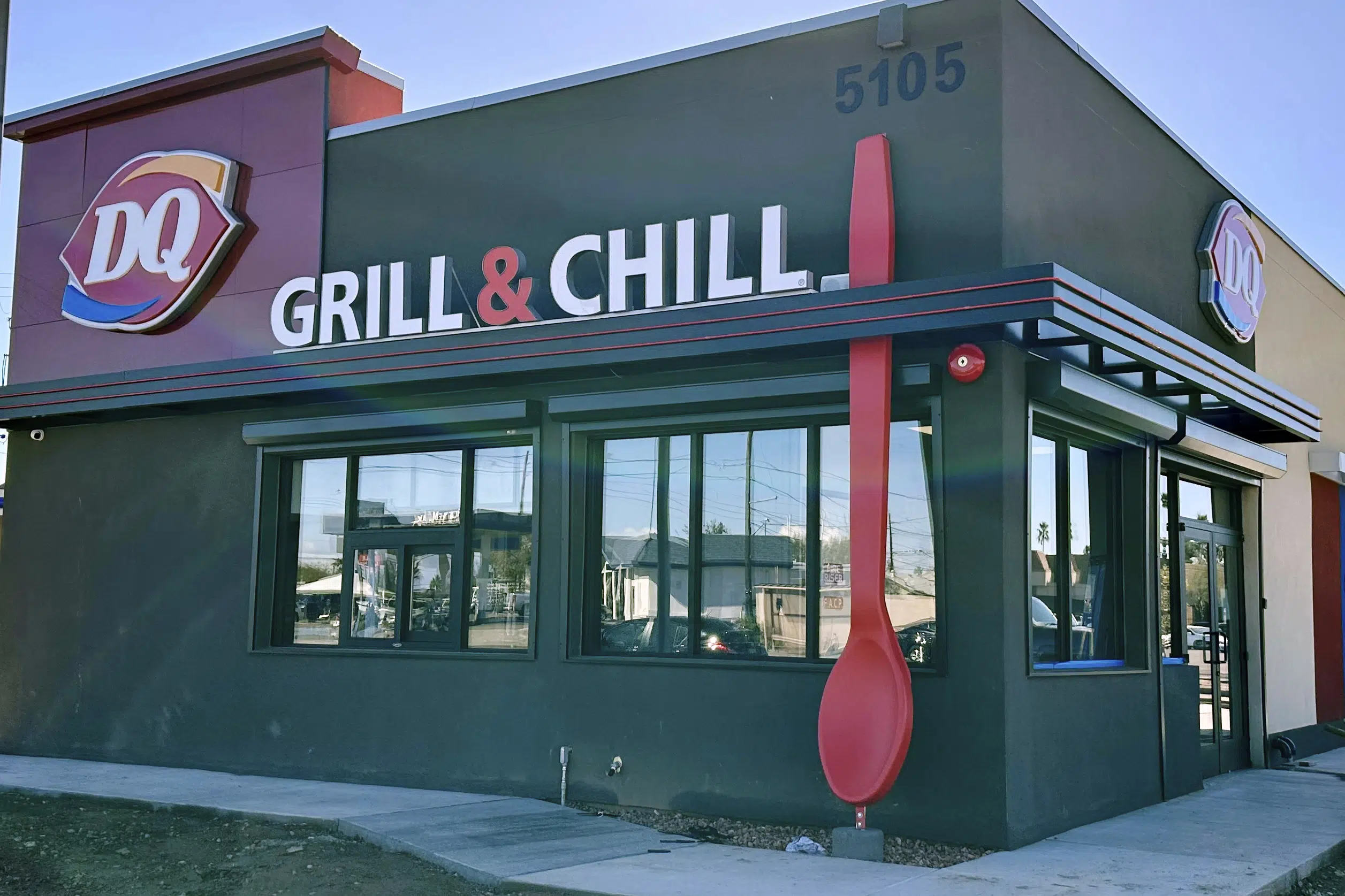 Red Spoon Statue Missing from Arizona Dairy Queen