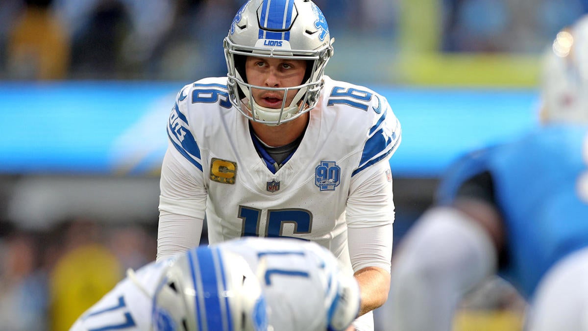 "Expert Picks and Best Bets: NFL Thanksgiving and Black Friday Odds, Streaming Guide"