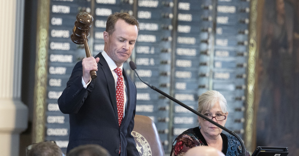 Featured image for "Texas Primary Upheaval: Impact on Abbott, Paxton, and Phelan"