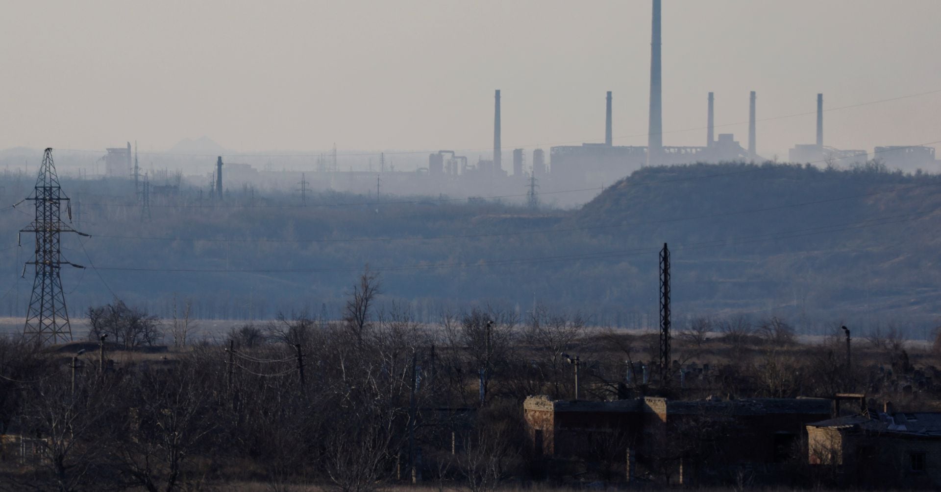"Russian Defence Ministry Asserts Full Control of Avdiivka Coke Plant"