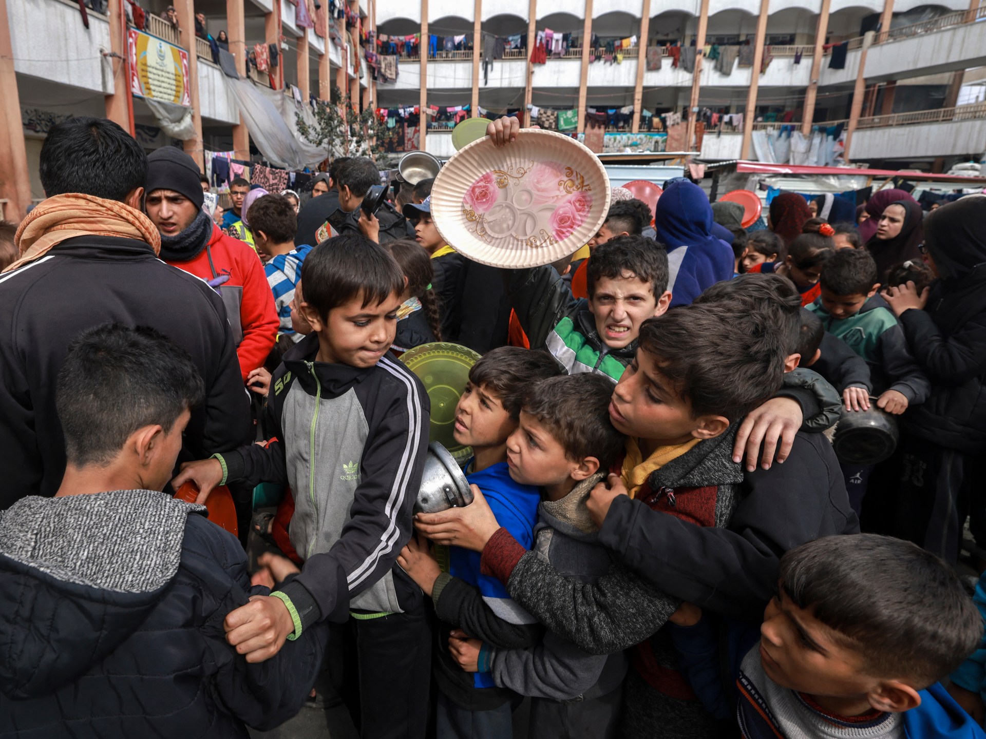 "Escalating Israeli Attacks in Gaza Amid Cease-Fire Negotiations"