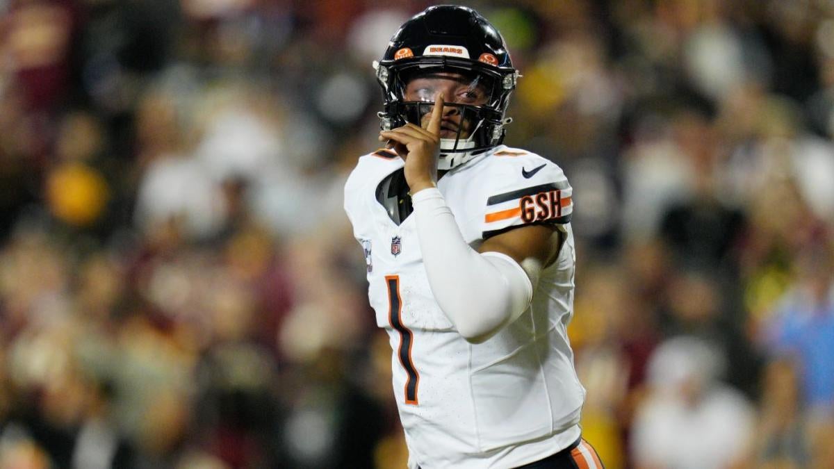 "2024 NFL Mock Draft: Bears Keep Fields, Patriots Trade No. 1 Pick, Giants Turn to McCarthy, Lions Add Penn State Pass Rusher, Execs Debate Daniels vs. Maye, Post-Combine Draft Analysis"