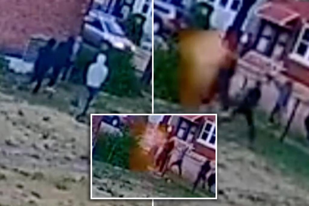 Featured image for Chicago's Weekend of Gun Violence Leaves Multiple Dead and Injured.