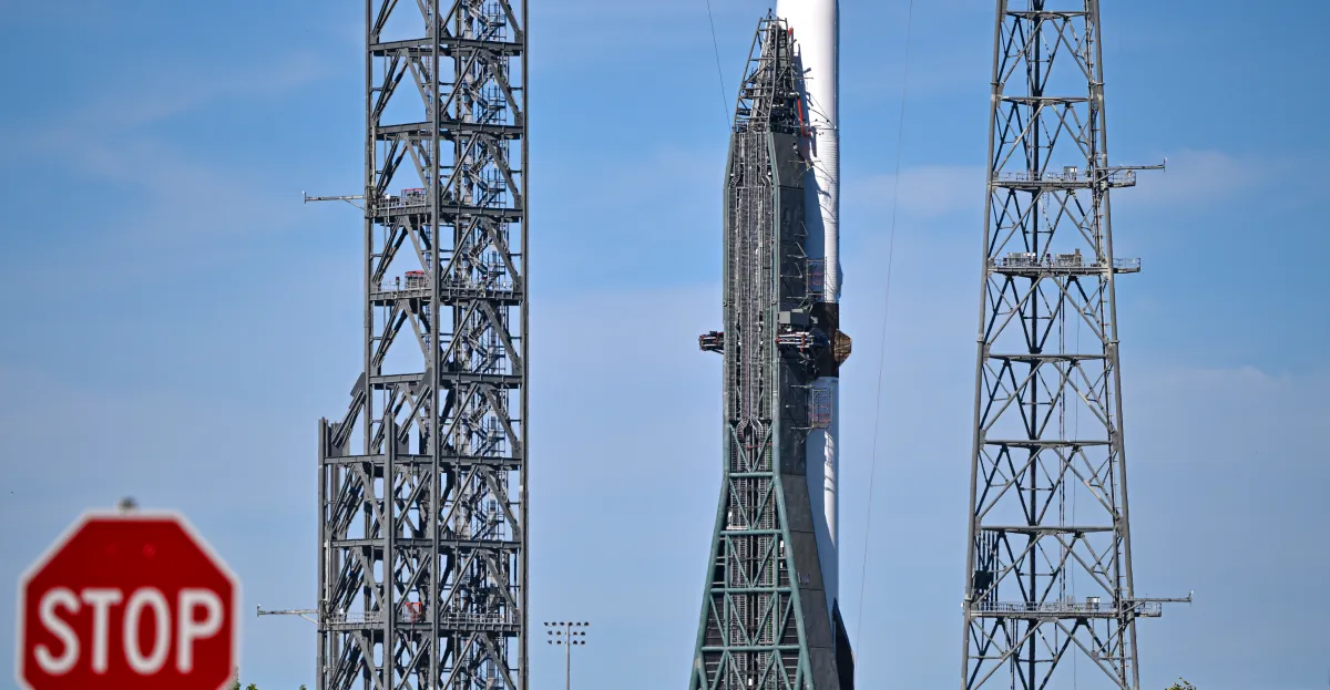 Featured image for Blue Origin Delays Second New Glenn Launch to November 9 Due to Weather