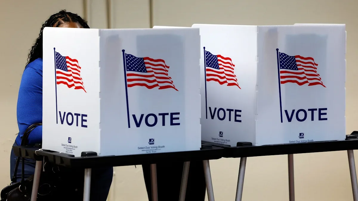 Illinois primary raises the stakes as Democrats battle for Senate and a crowded House seat