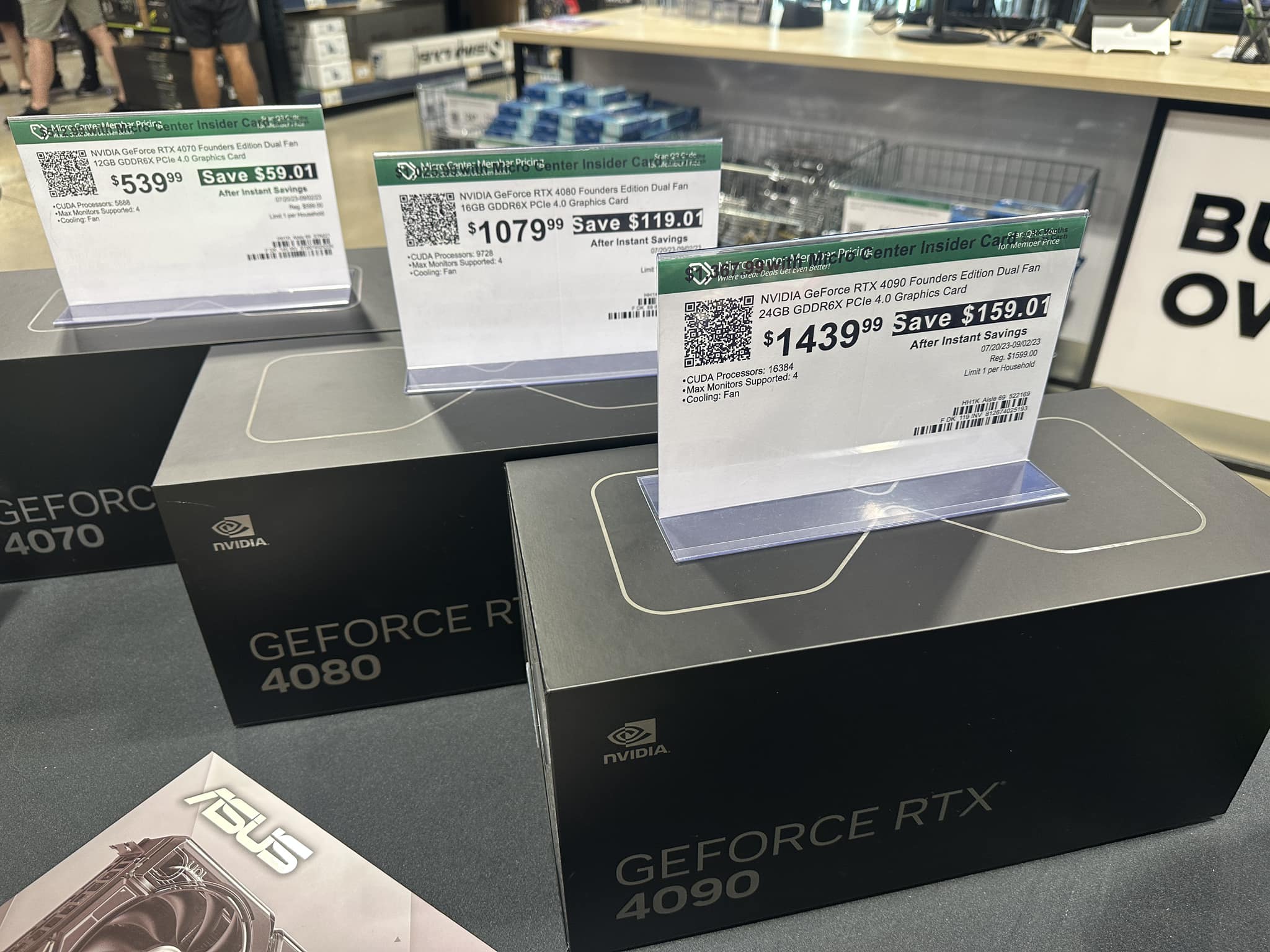 Featured image for "Micro Center Offers Unbeatable Prices on NVIDIA GeForce RTX 4090, 4080, and 4070 GPUs"