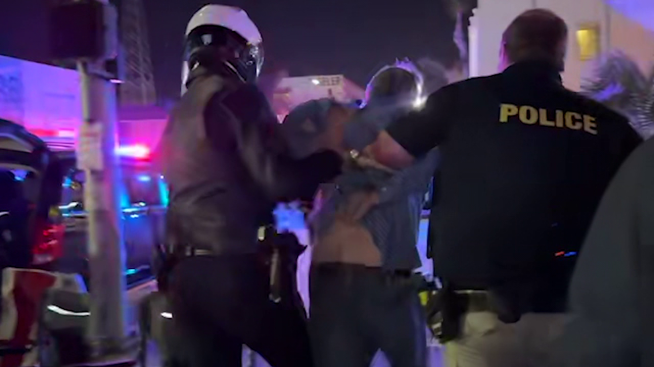 Drunken Driver Strikes Spectators at California Christmas Parade