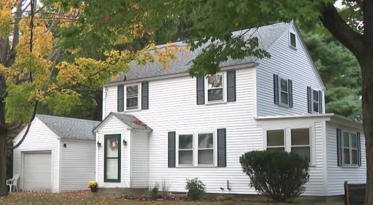 Scammers in New Hampshire Cause Property Loss for Hundreds