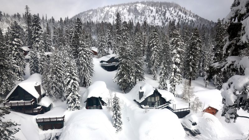 "Snowfall Disappearing: New Maps Reveal Alarming Trends"