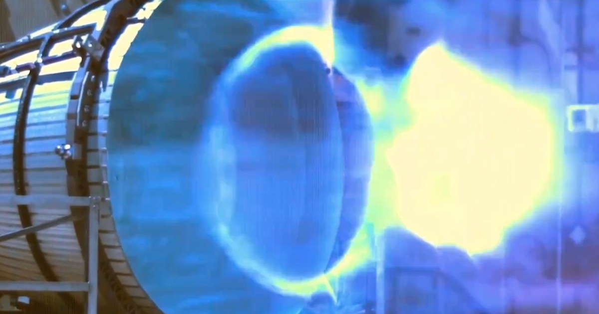 Featured image for "SpaceX Releases Slow-Motion Video of Raptor Rocket Engine Shutdown"