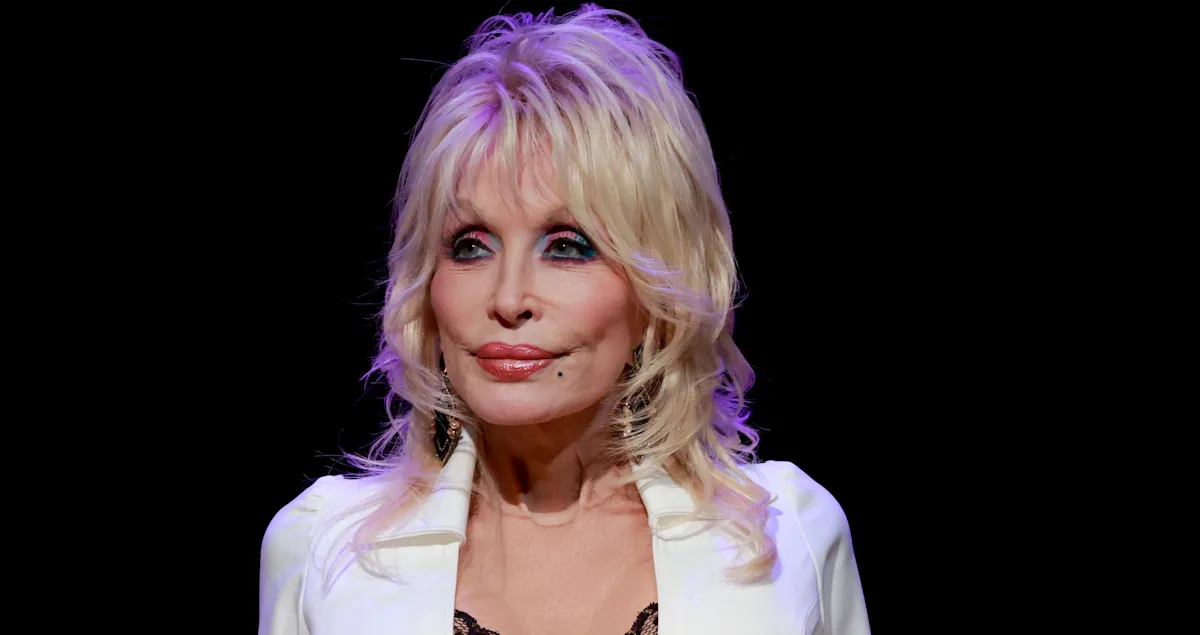 Featured image for Dolly Parton's Sister Clarifies Health Concerns and Prayer Requests