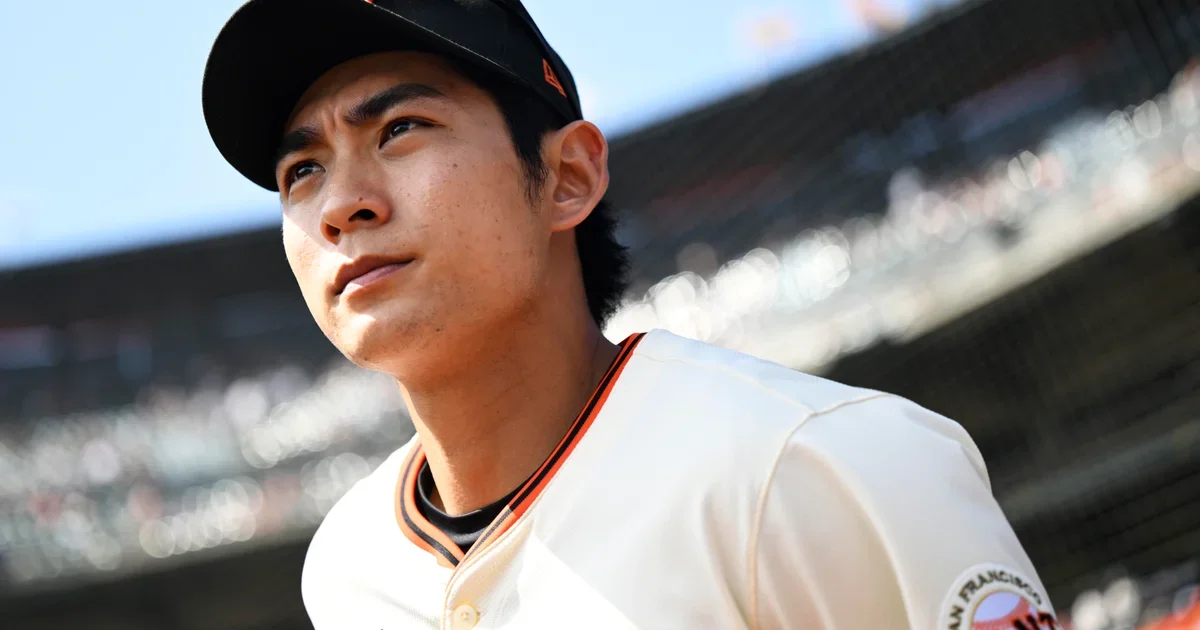 Giants Outfielder Jung Hoo Lee Cleared After Brief LAX Paperwork Issue