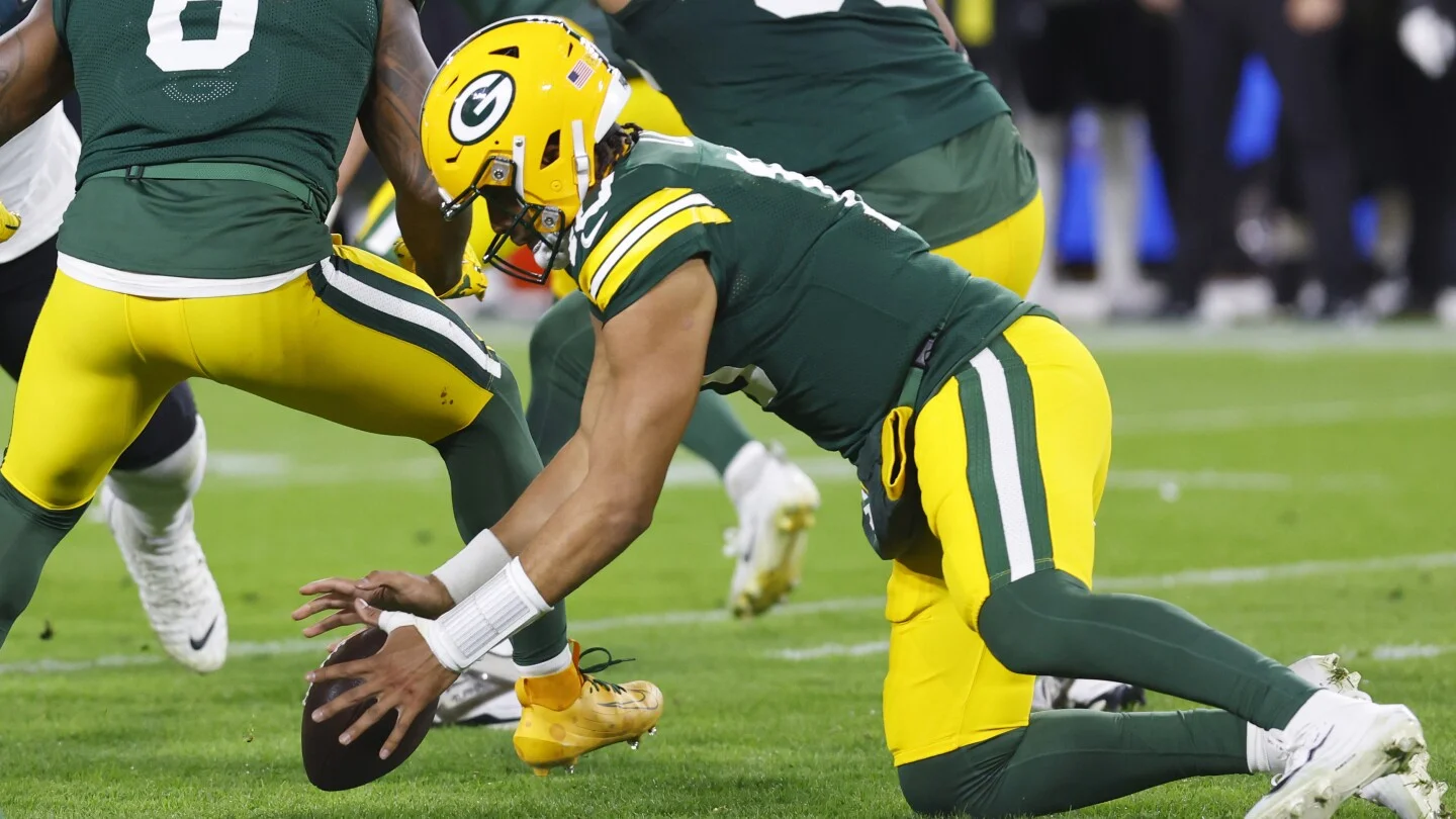 Packers' Coach LaFleur Criticizes Offense After Eagles Loss