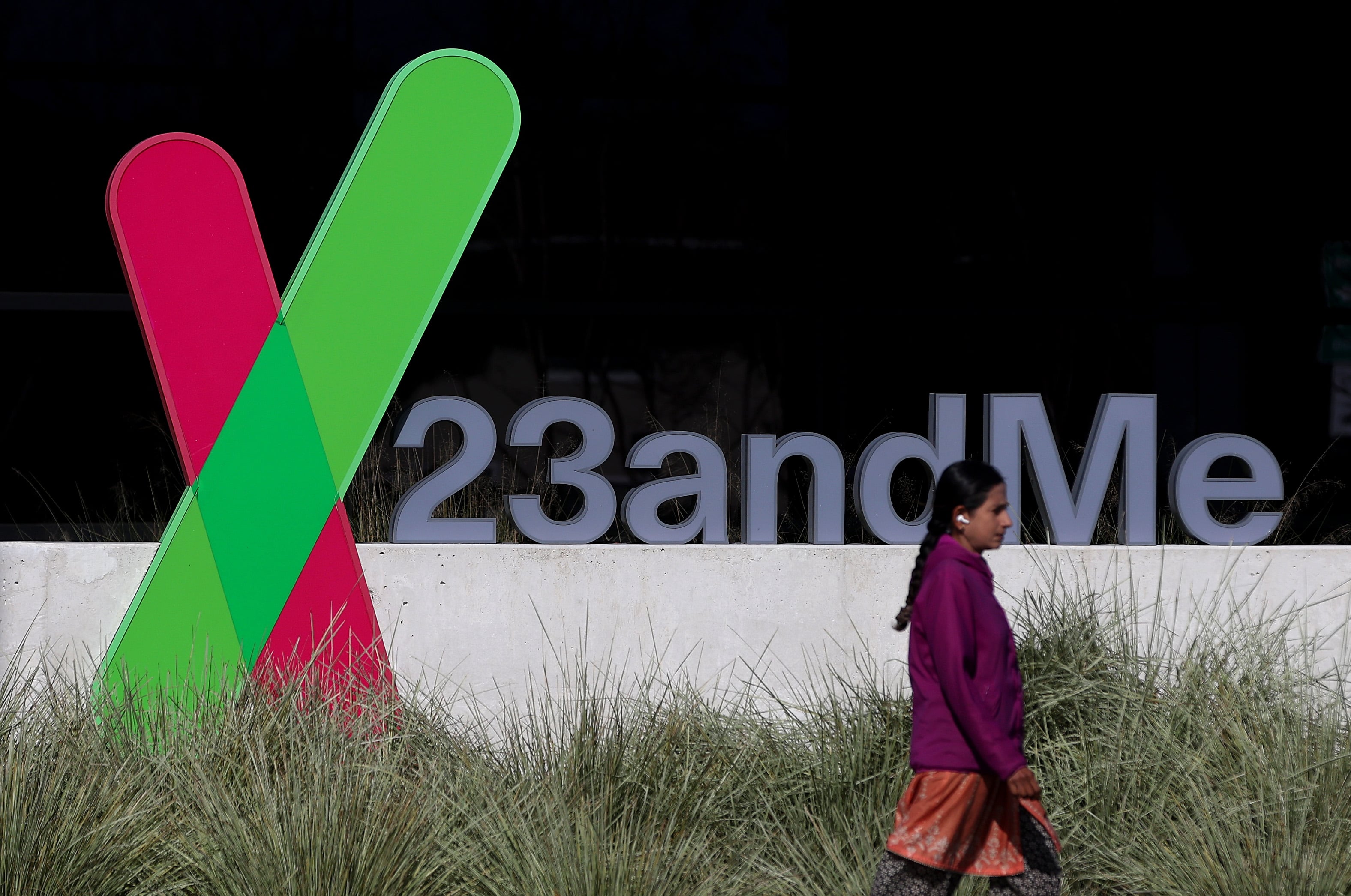 Featured image for 23andMe sale approved amid legal and ethical concerns over genetic data