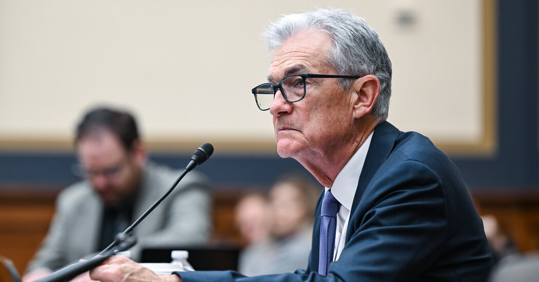 "Powell Emphasizes Patience in Rate Cuts Amid Inflation Reversal"