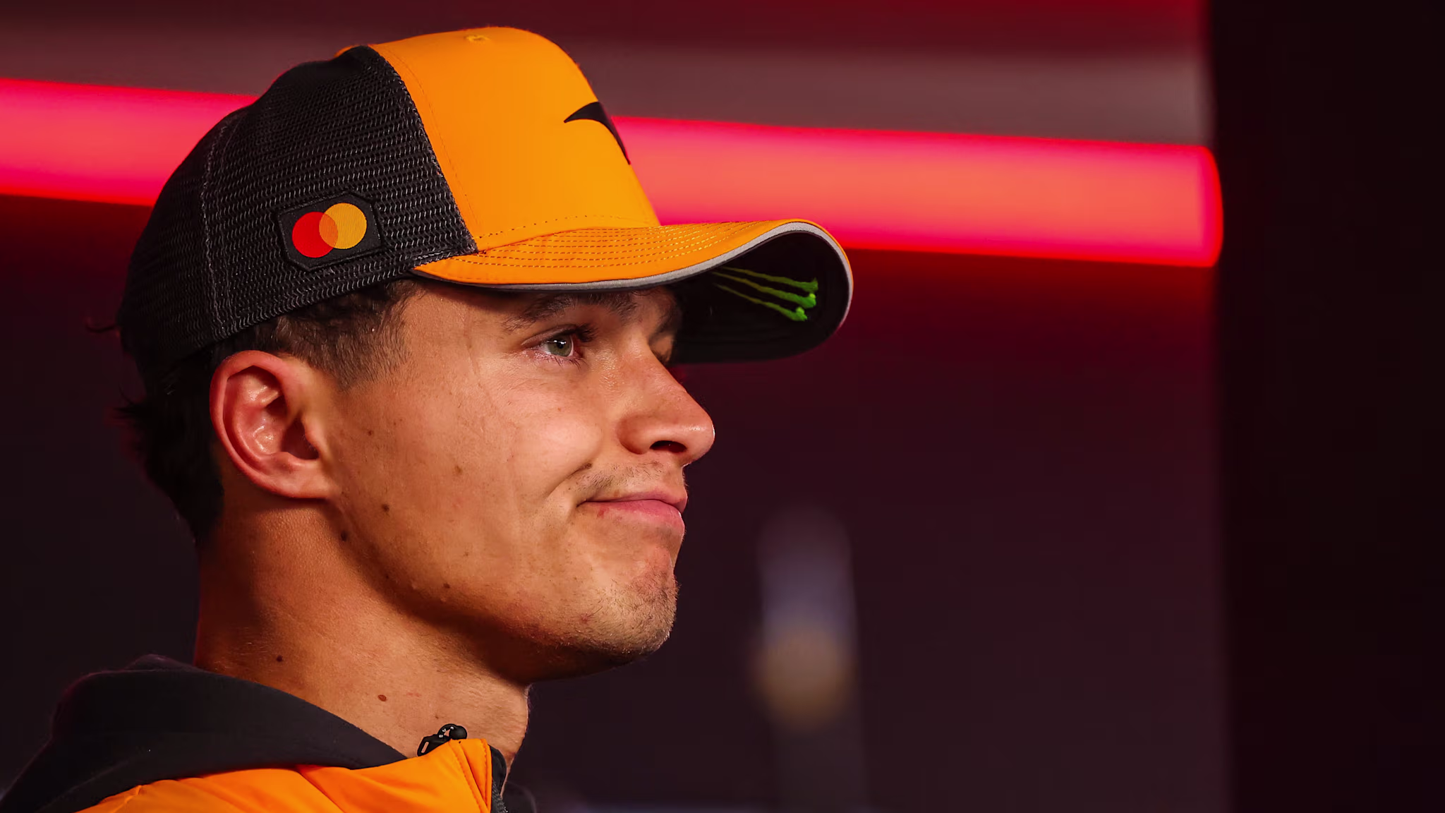 Featured image for Norris's Retirement Opens Door for Piastri's Dutch GP Victory