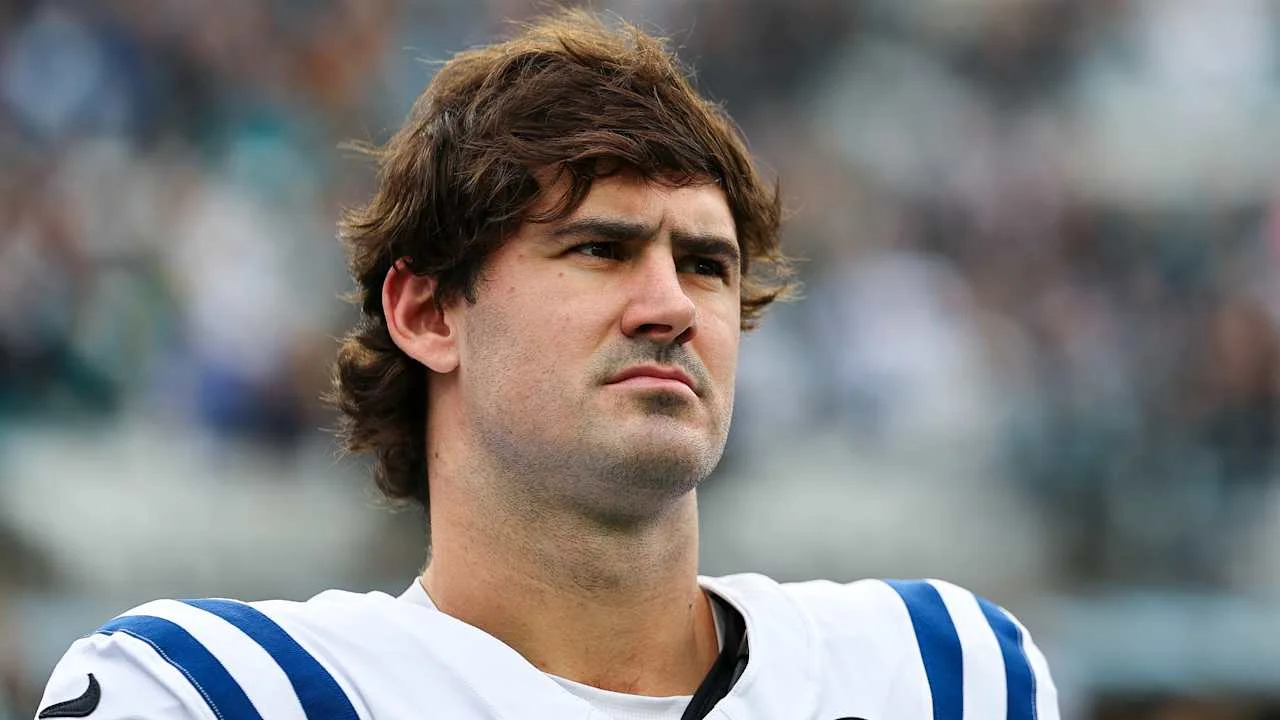 Colts eye two-year extension with Daniel Jones