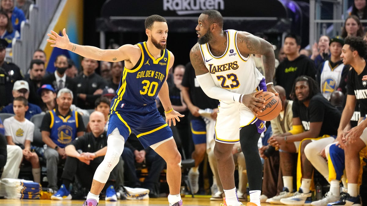 Featured image for Warriors' Attempt to Trade for LeBron James: What Really Happened