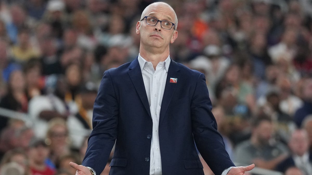 "UConn's Dan Hurley: From Bonus to Champion Coach"