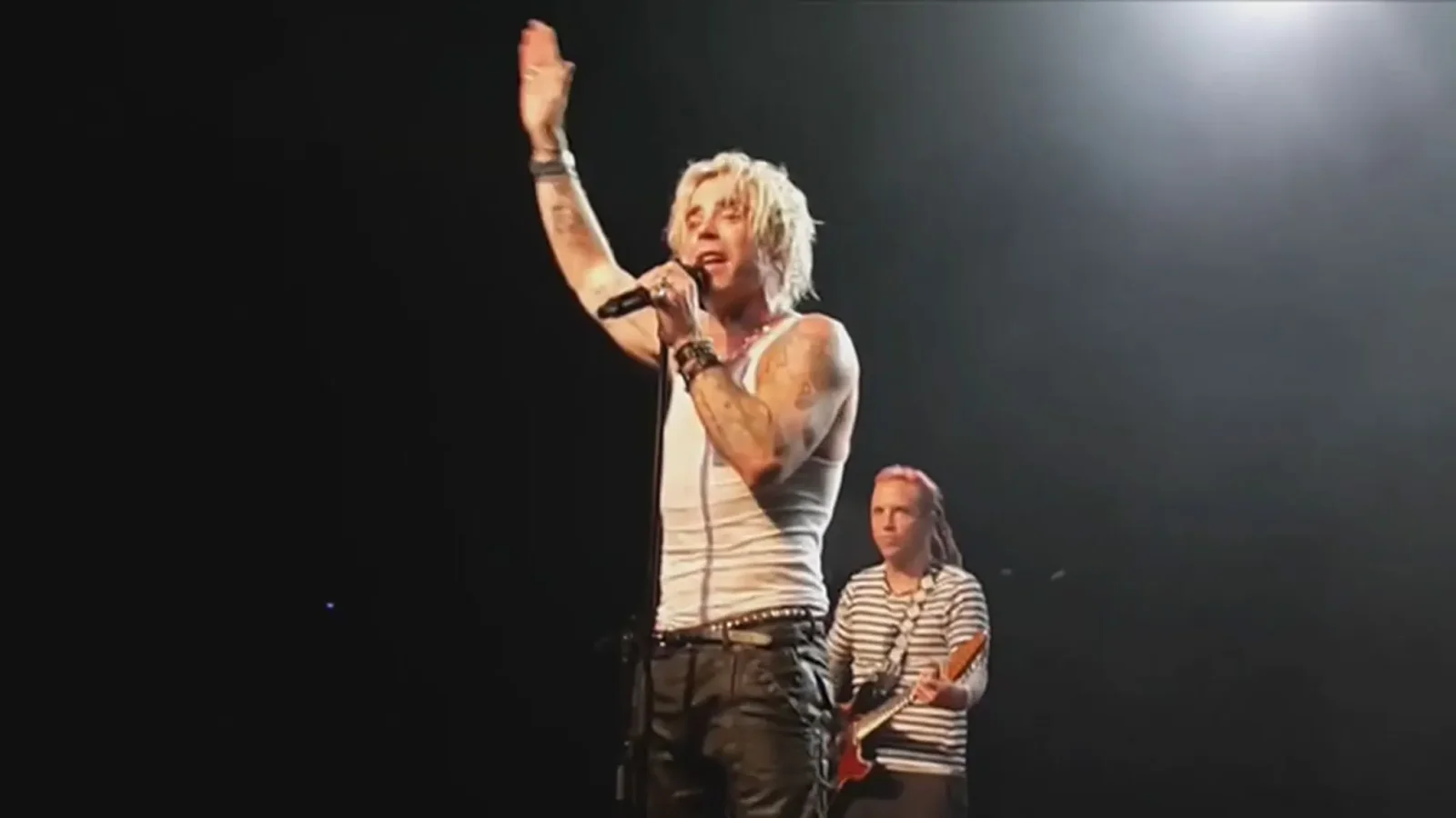 Mod Sun Credits Fans for Saving His Life During Avril Lavigne Breakup