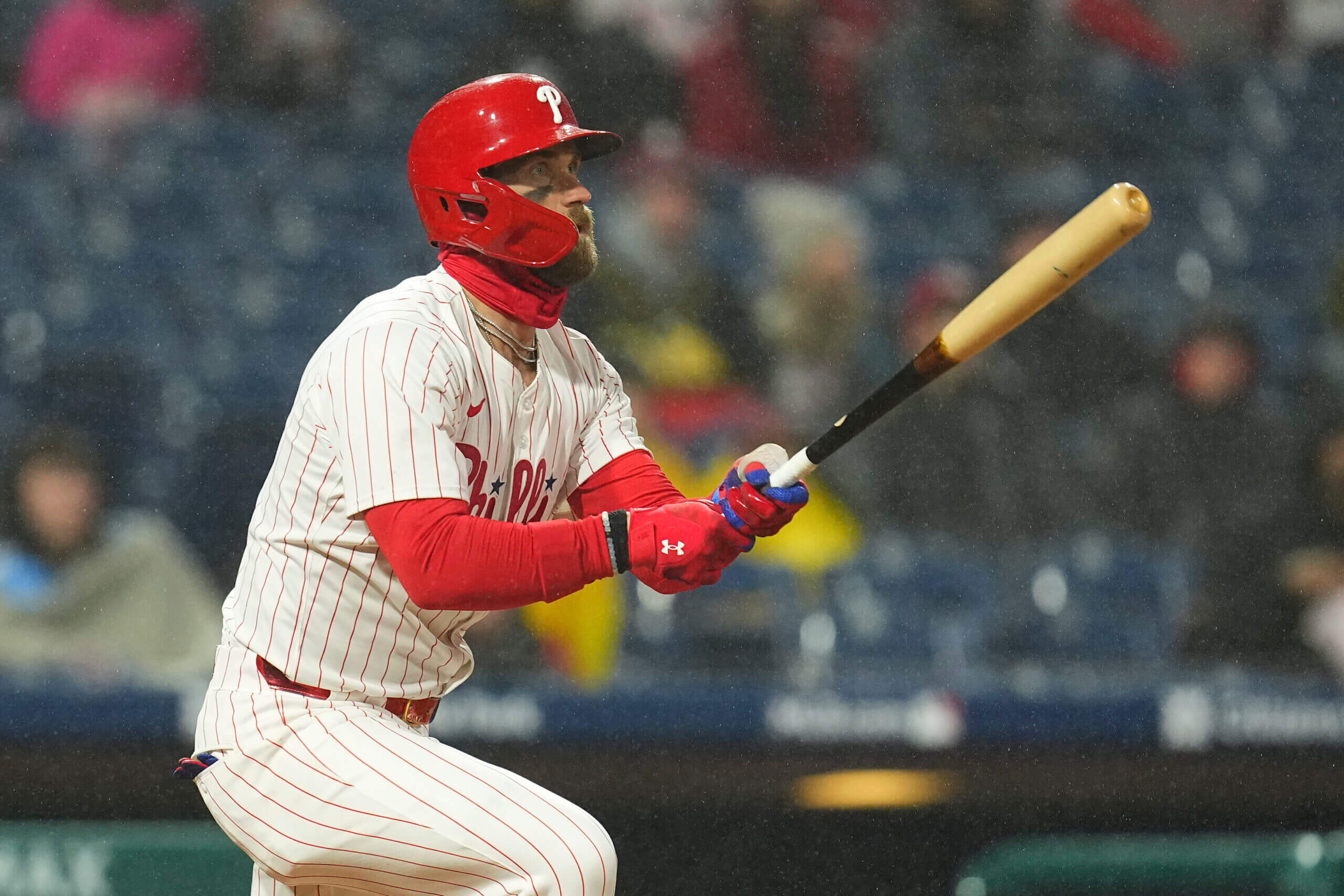 "Bryce Harper's Grand Three-Homer Night Propels Phillies to Victory"