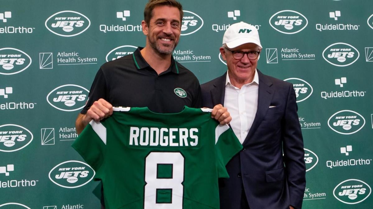 "NFL 2023: Playoff Contenders and Critical Matchups to Watch"